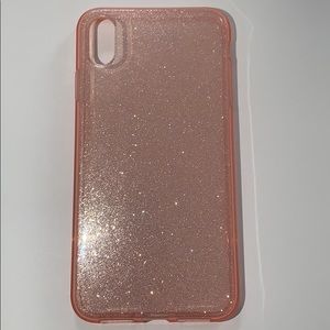 Glittery pink phone case